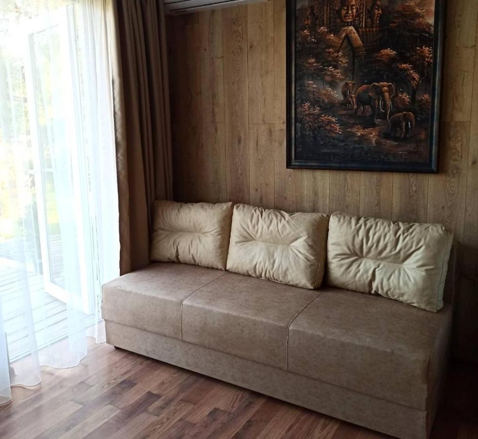 Kambodzha Na Dynae Villa Vâlcov Exterior foto