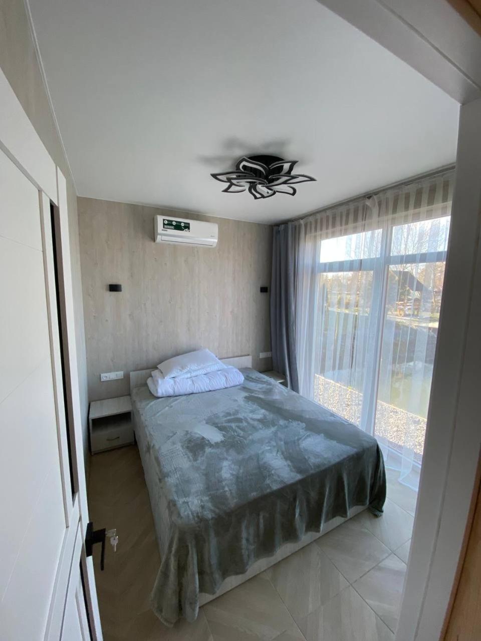 Kambodzha Na Dynae Villa Vâlcov Exterior foto